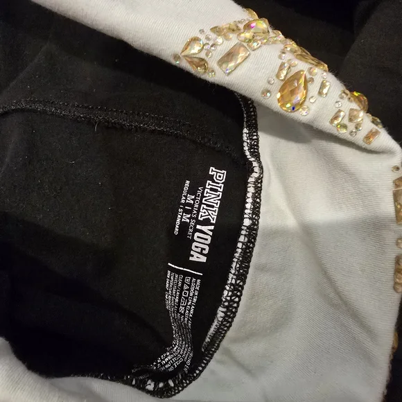 Victoria's Secret Black Leggings with Accents Set Of 3 Medium - Picture 6 of 13